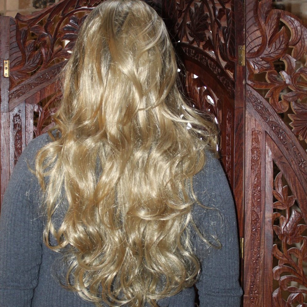 Sexy Long Blonde curly wig